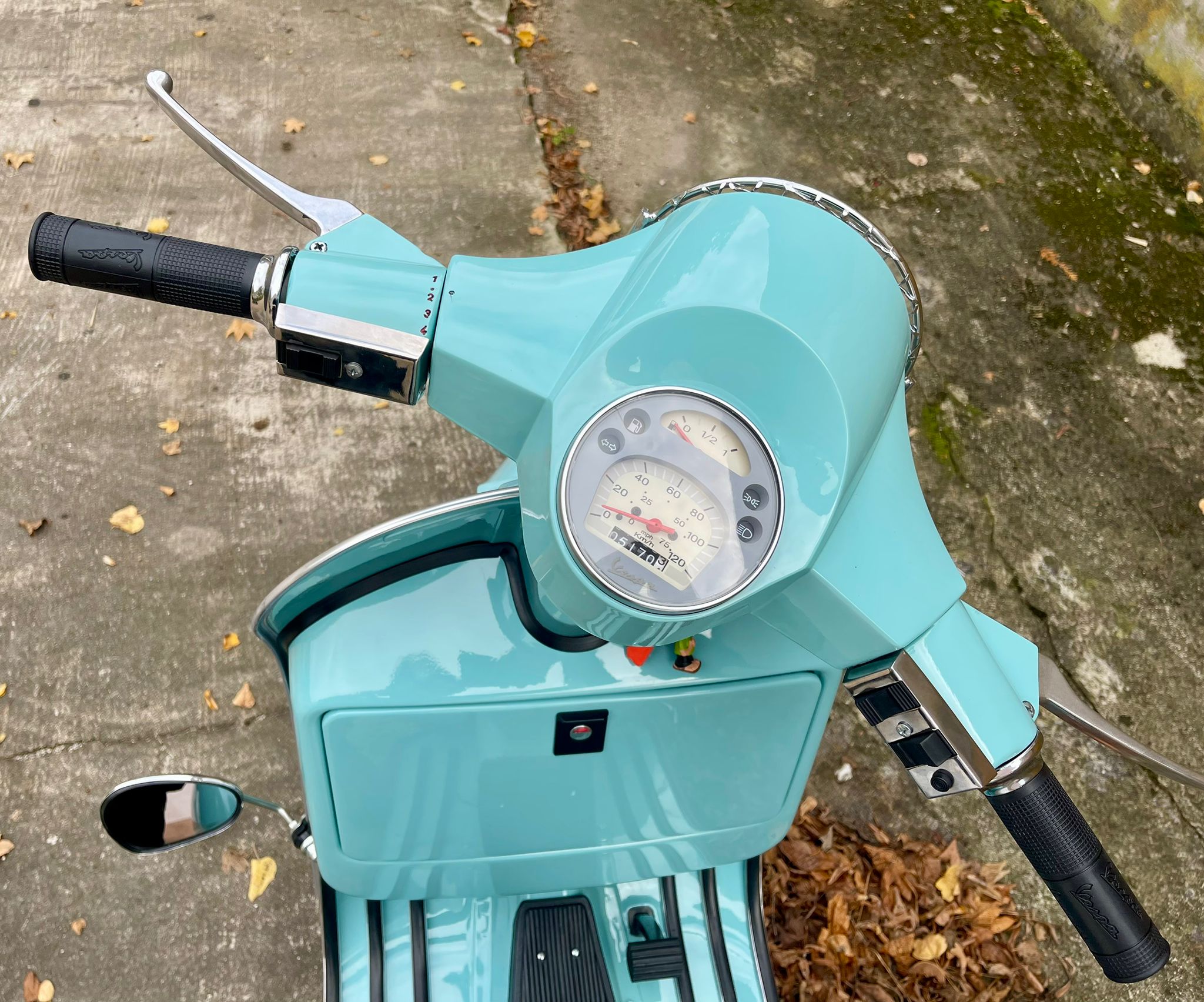 Vespa PX 200 Türkis, Restauriert im Kundenauftrag - Bild #4 Vespa PX 200 Türkis, Restauriert im Kundenauftrag - Bild #4