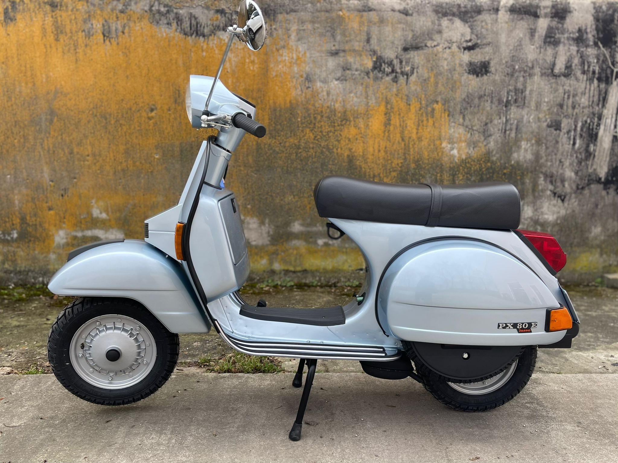 PX 80 in Grigio Azzurro Metallico - Bild #1 PX 80 in Grigio Azzurro Metallico - Bild #1