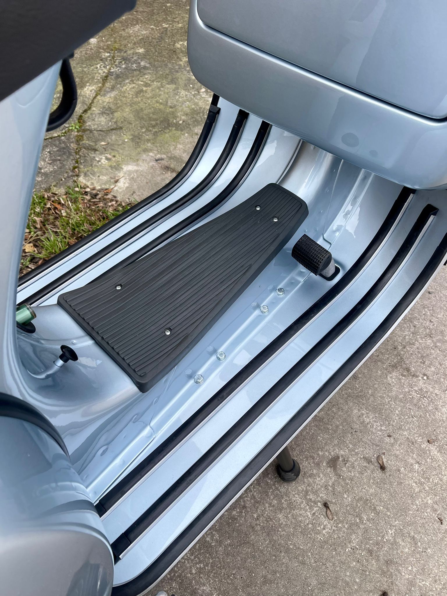 PX 80 in Grigio Azzurro Metallico - Bild #2 PX 80 in Grigio Azzurro Metallico - Bild #2