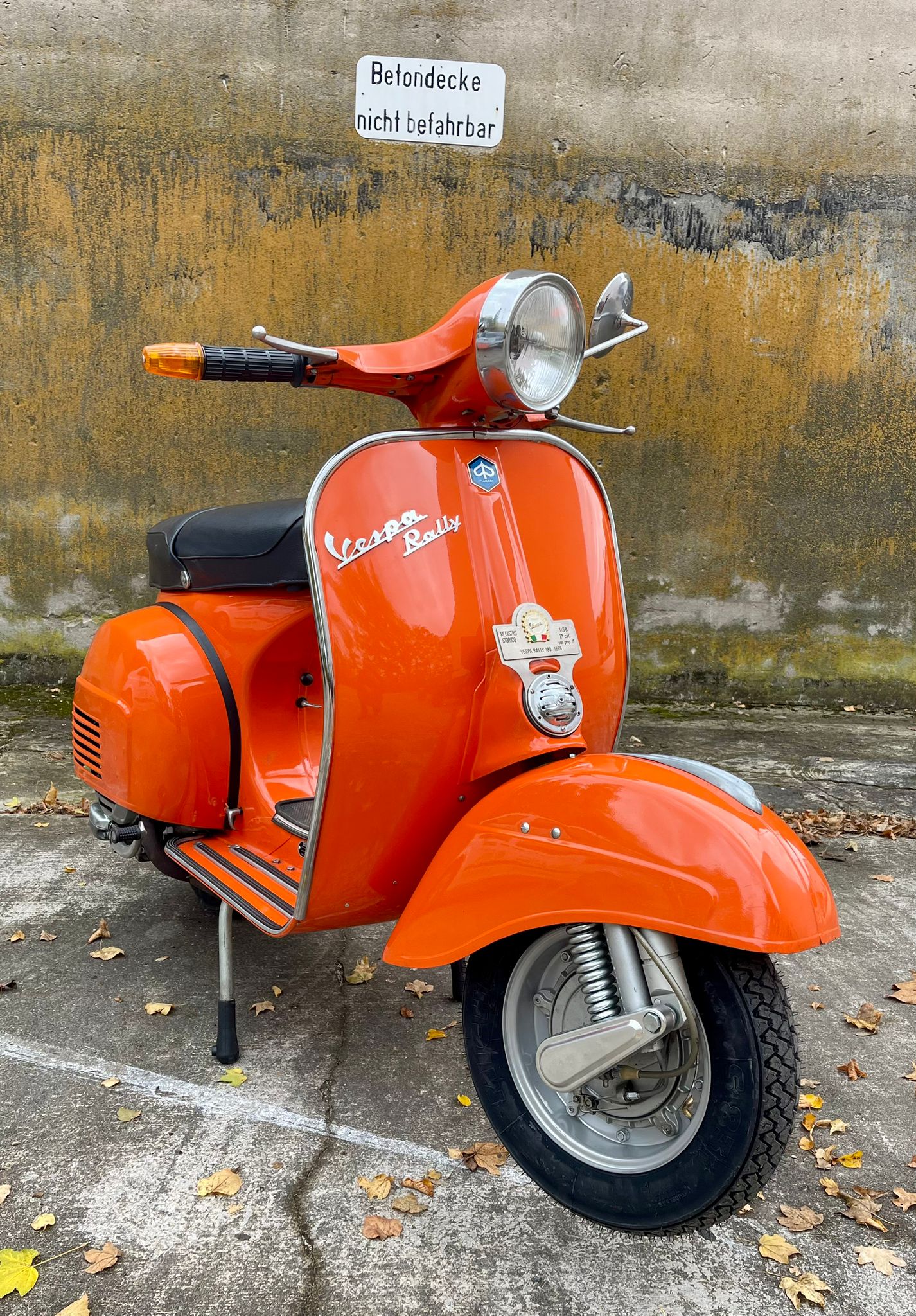 Vespa Rally 180, Baujahr 1968 - Bild #2 Vespa Rally 180, Baujahr 1968 - Bild #2