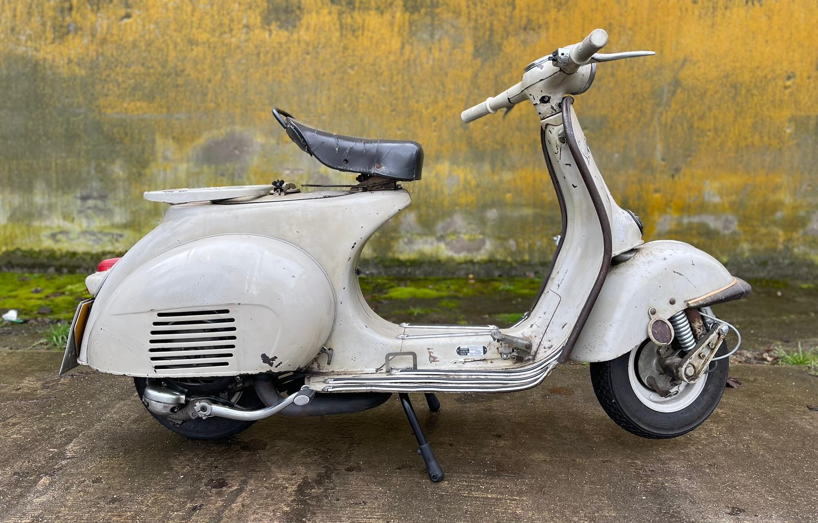 Vespa VNA mit PX-Motor auf 8 Zoll - Bild #1 Vespa VNA mit PX-Motor auf 8 Zoll - Bild #1