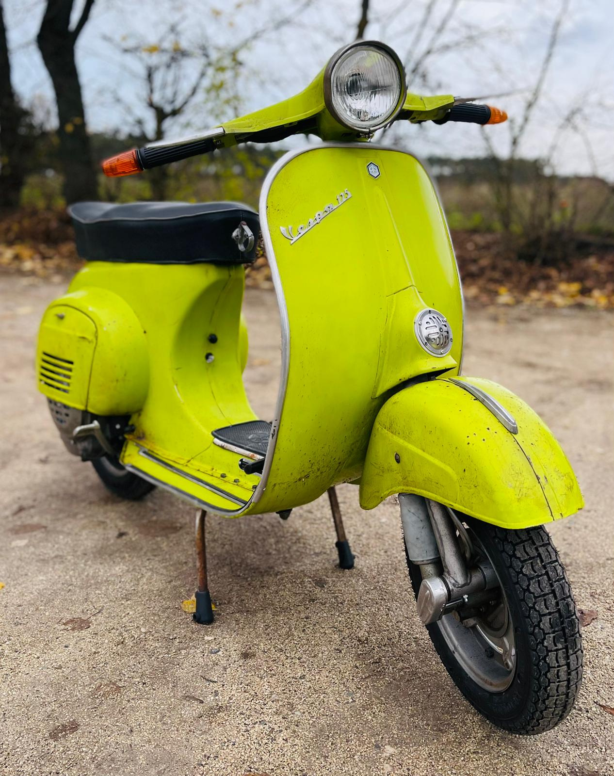 Vespa 125 Primavera in Mela Verde - Bild #2 Vespa 125 Primavera in Mela Verde - Bild #2