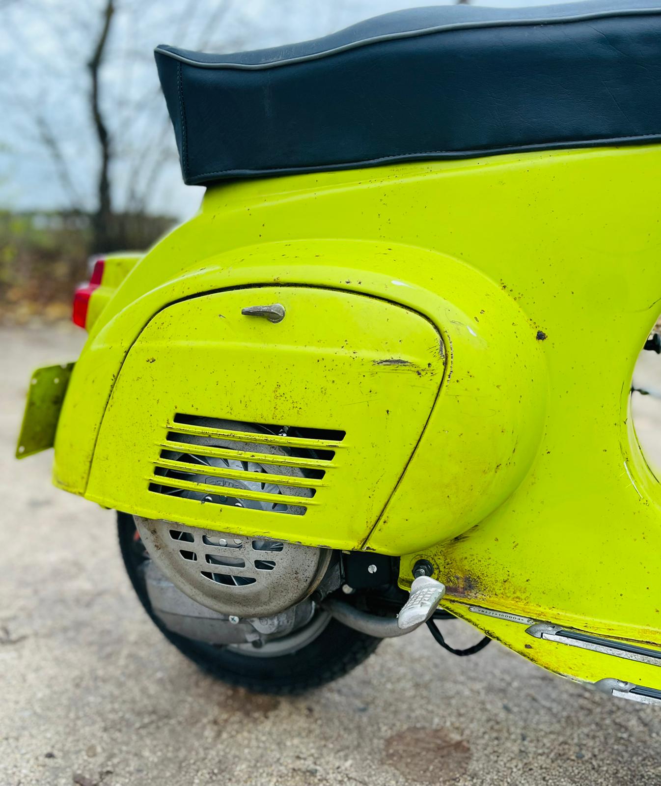 Vespa 125 Primavera in Mela Verde - Bild #4 Vespa 125 Primavera in Mela Verde - Bild #4