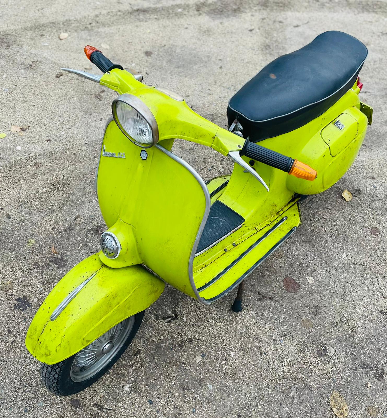 Vespa 125 Primavera in Mela Verde - Bild #9 Vespa 125 Primavera in Mela Verde - Bild #9