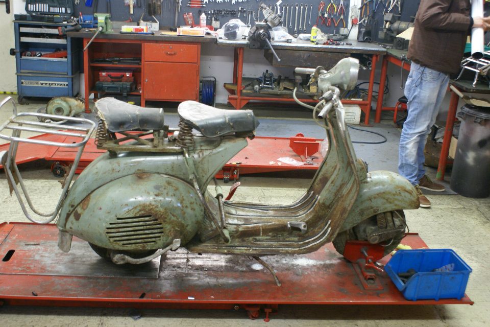Galerien Vespas bis Baujahr 1960 - Bild #1 Galerien Vespas bis Baujahr 1960 - Bild #1