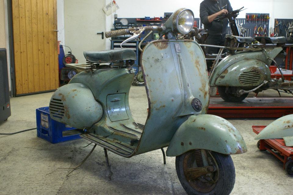 Galerien Vespas bis Baujahr 1960 - Bild #2 Galerien Vespas bis Baujahr 1960 - Bild #2