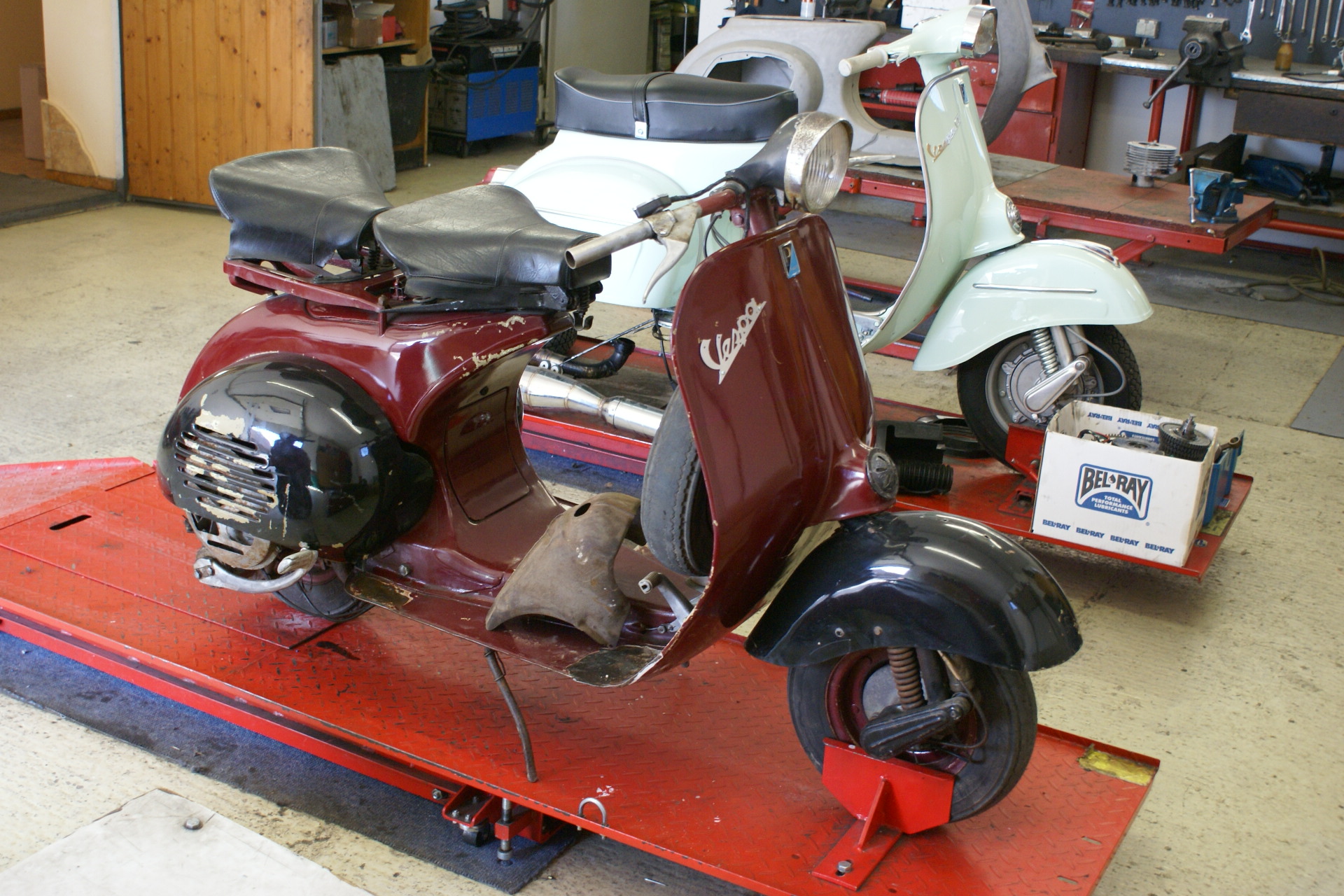 Galerien Vespas bis Baujahr 1960 - Bild #5 Galerien Vespas bis Baujahr 1960 - Bild #5