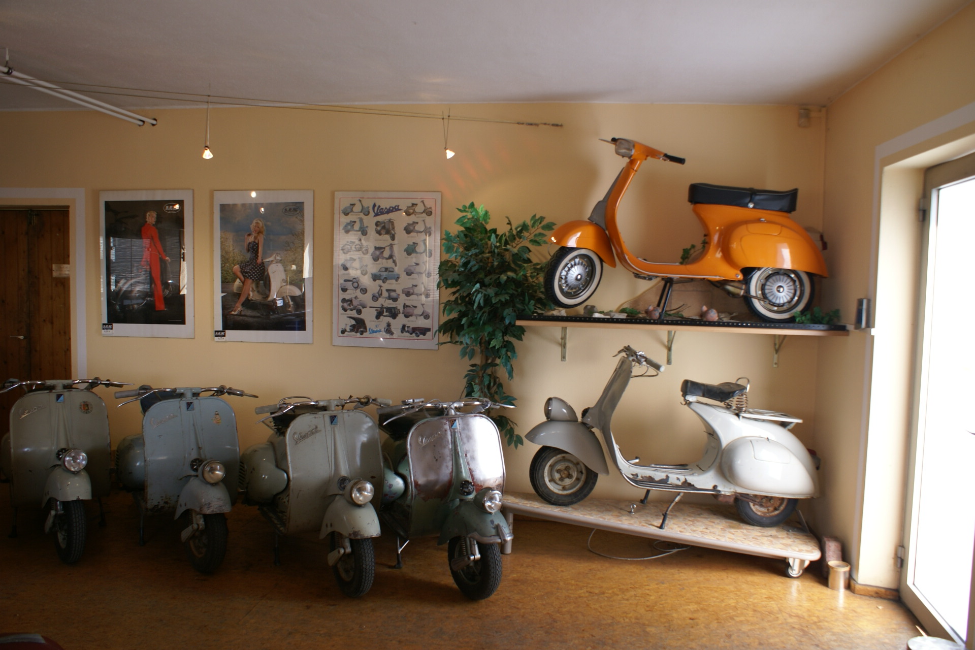 Galerien Vespas bis Baujahr 1960 - Bild #14 Galerien Vespas bis Baujahr 1960 - Bild #14