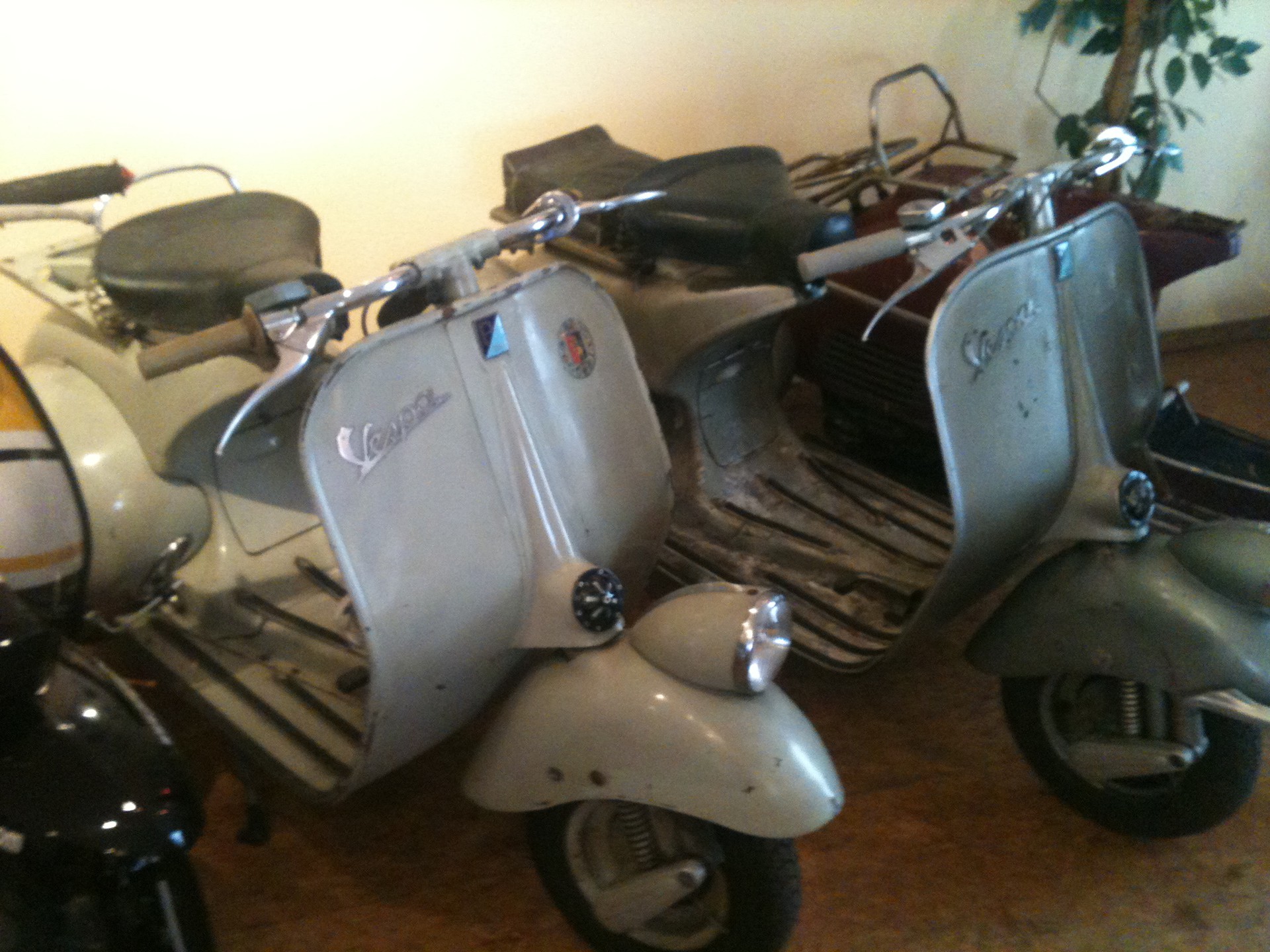 Galerien Vespas bis Baujahr 1960 - Bild #15 Galerien Vespas bis Baujahr 1960 - Bild #15