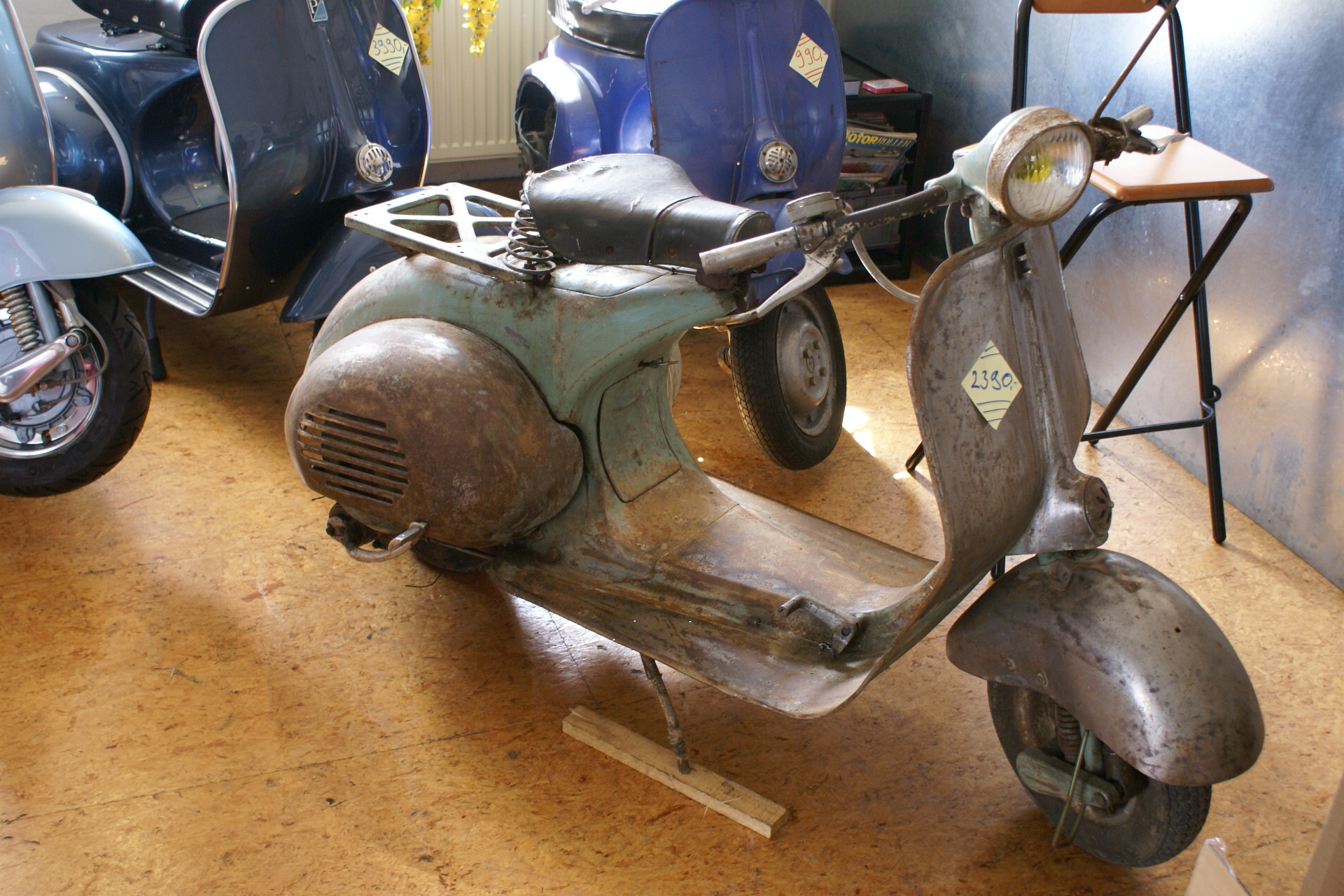 Galerien Vespas bis Baujahr 1960 - Bild #17 Galerien Vespas bis Baujahr 1960 - Bild #17