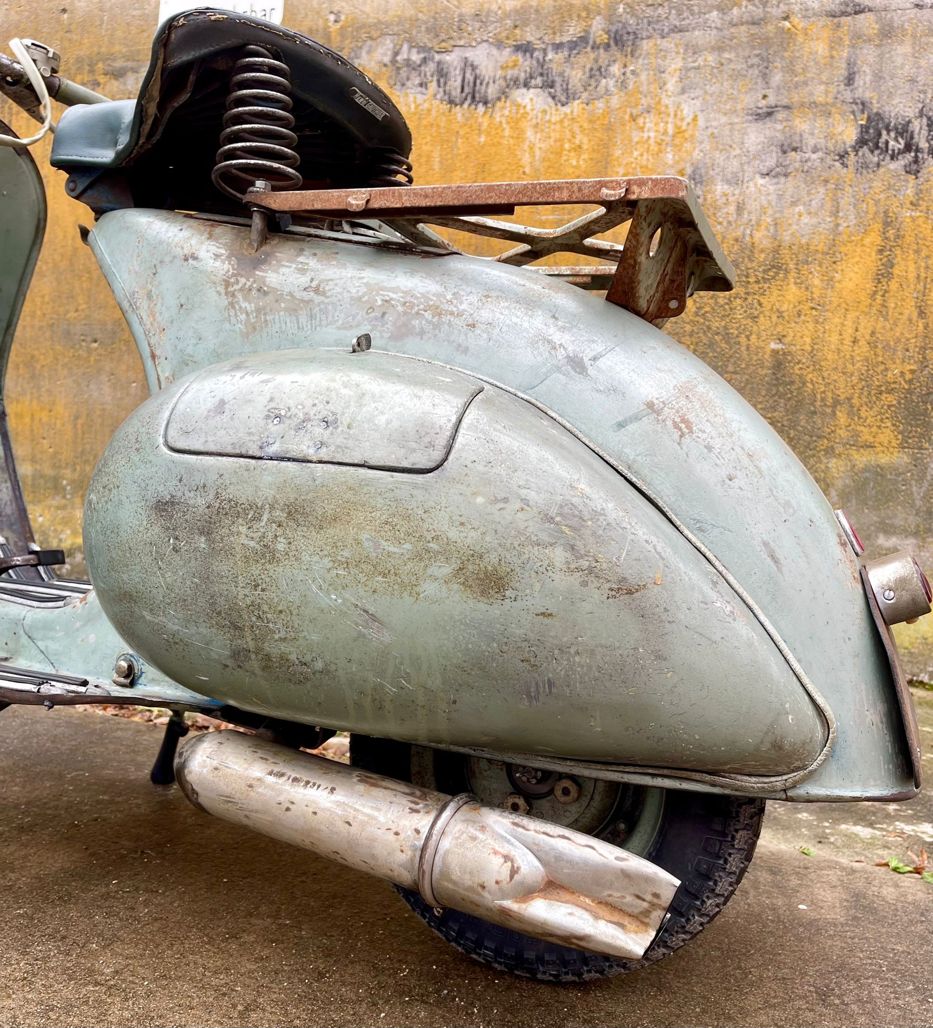 Vespa ACMA 1951 überarbeitet - Bild #11 Vespa ACMA 1951 überarbeitet - Bild #11